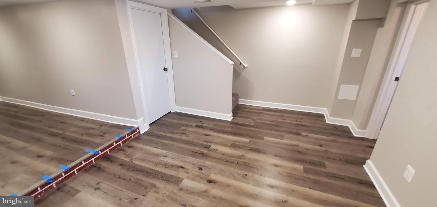 ESSEX - Residential Lease