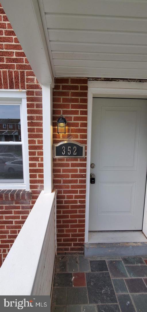 ESSEX - Residential Lease