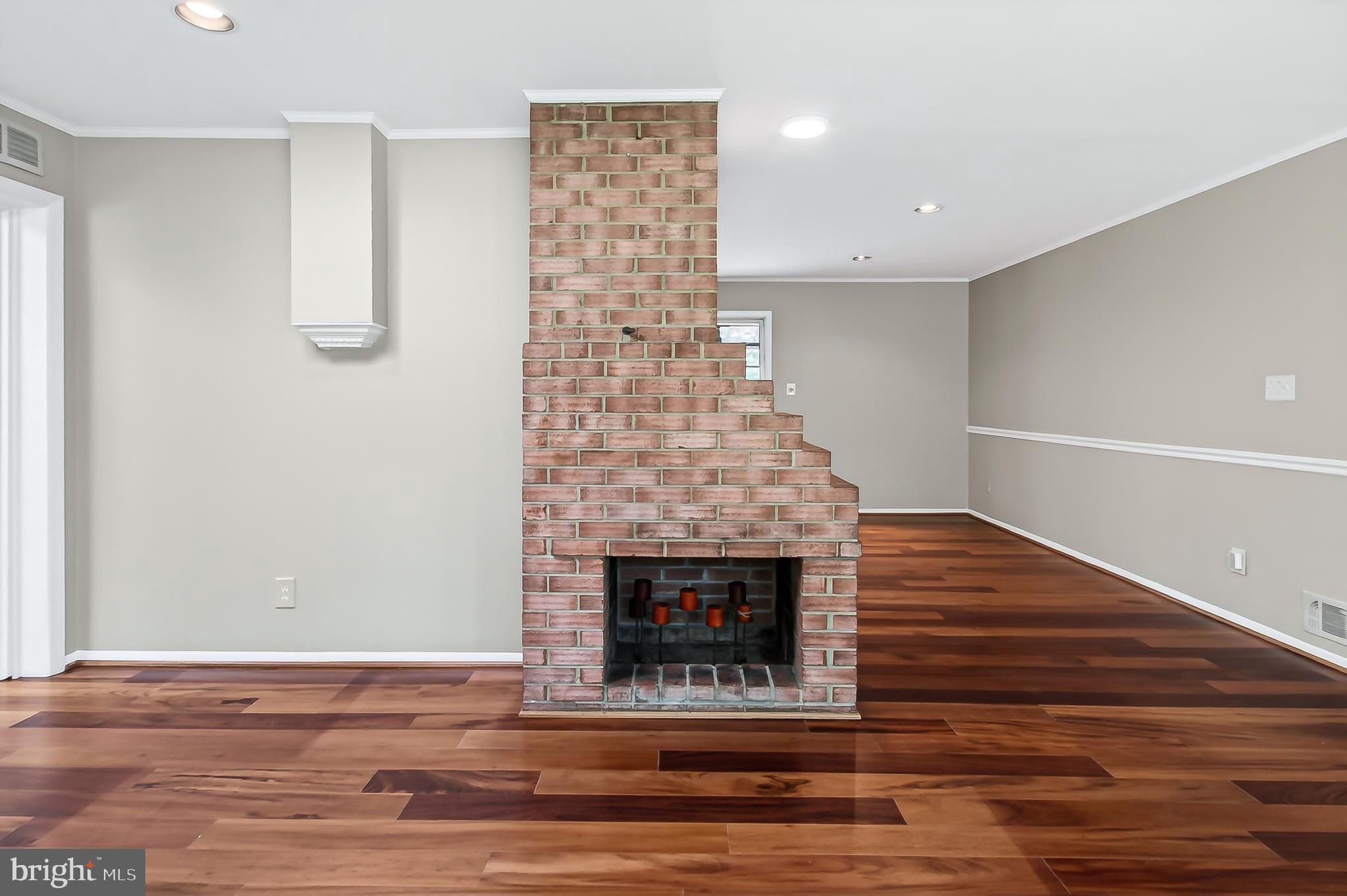 5509 INVERCHAPEL ROAD