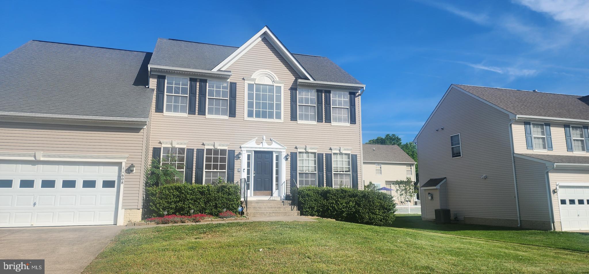 RIVER MEADOWS - Residential Lease