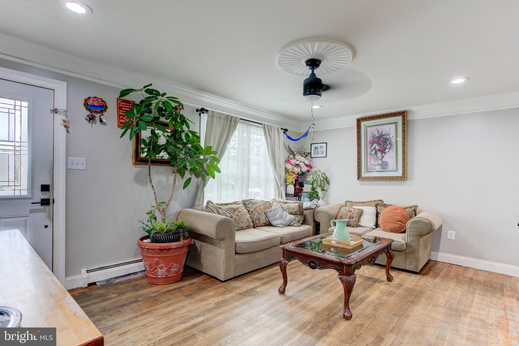 DALE CITY - Residential