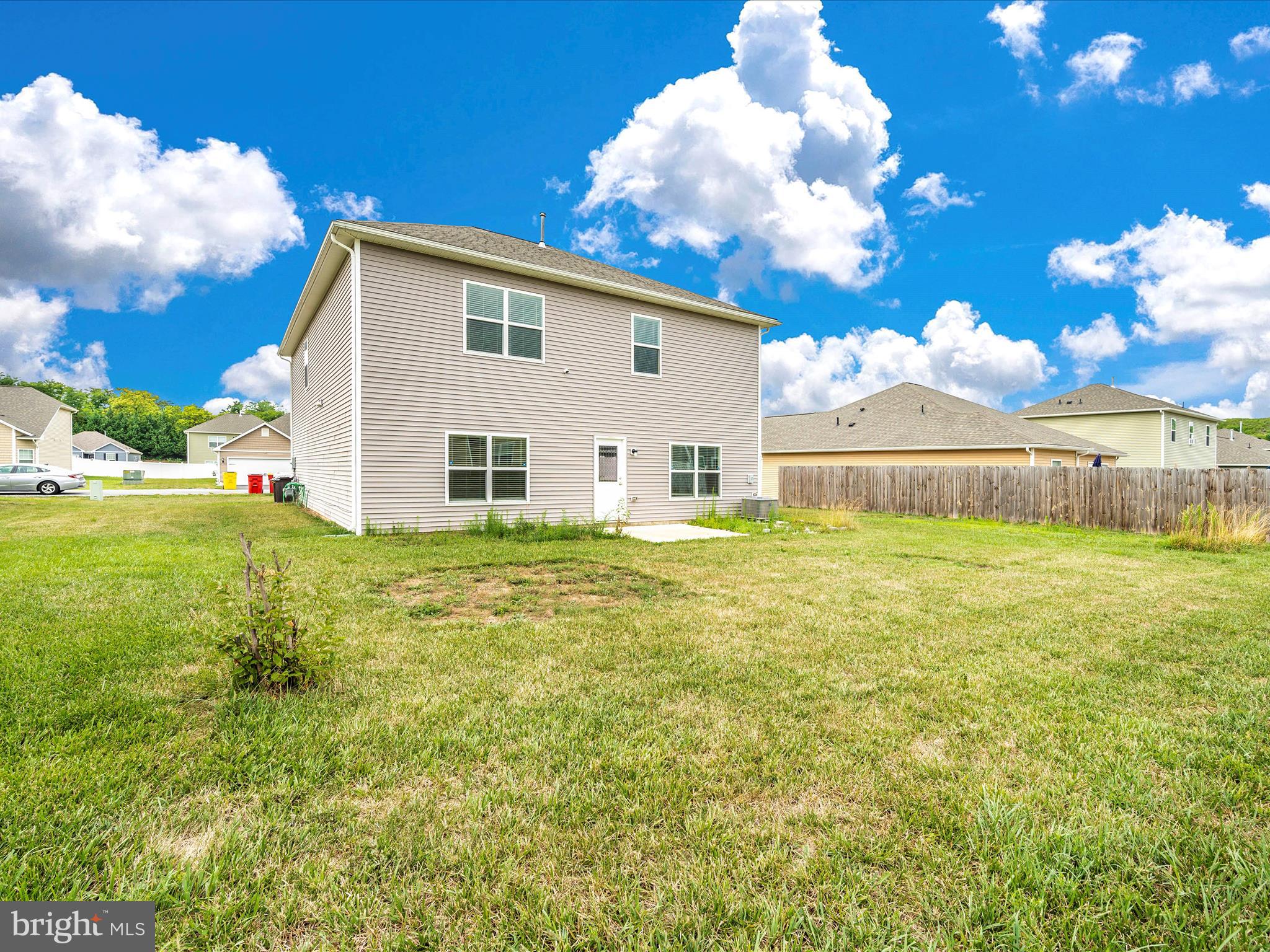 MCGINNIS POINT - Residential