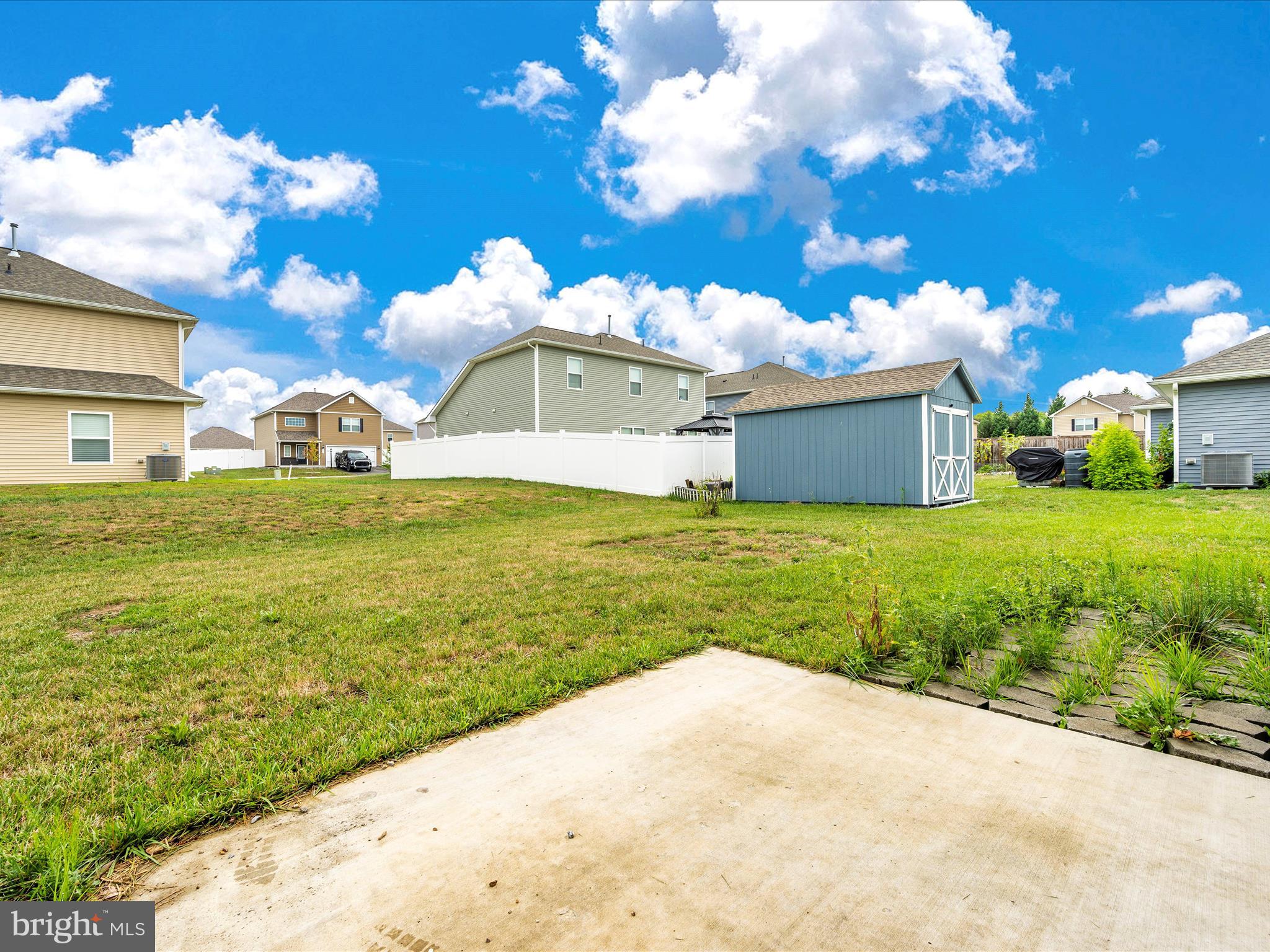 MCGINNIS POINT - Residential