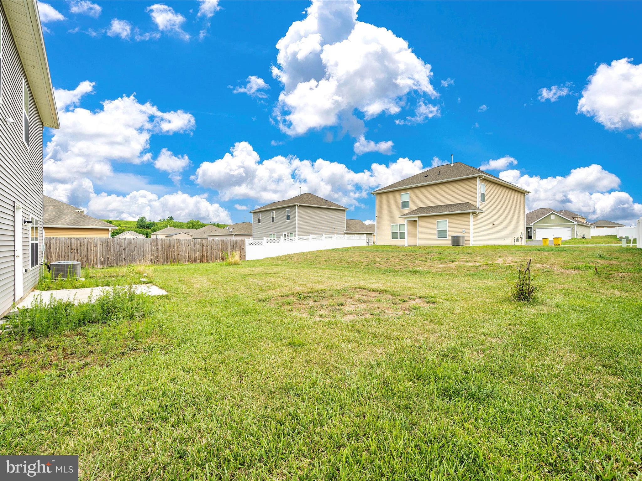 MCGINNIS POINT - Residential