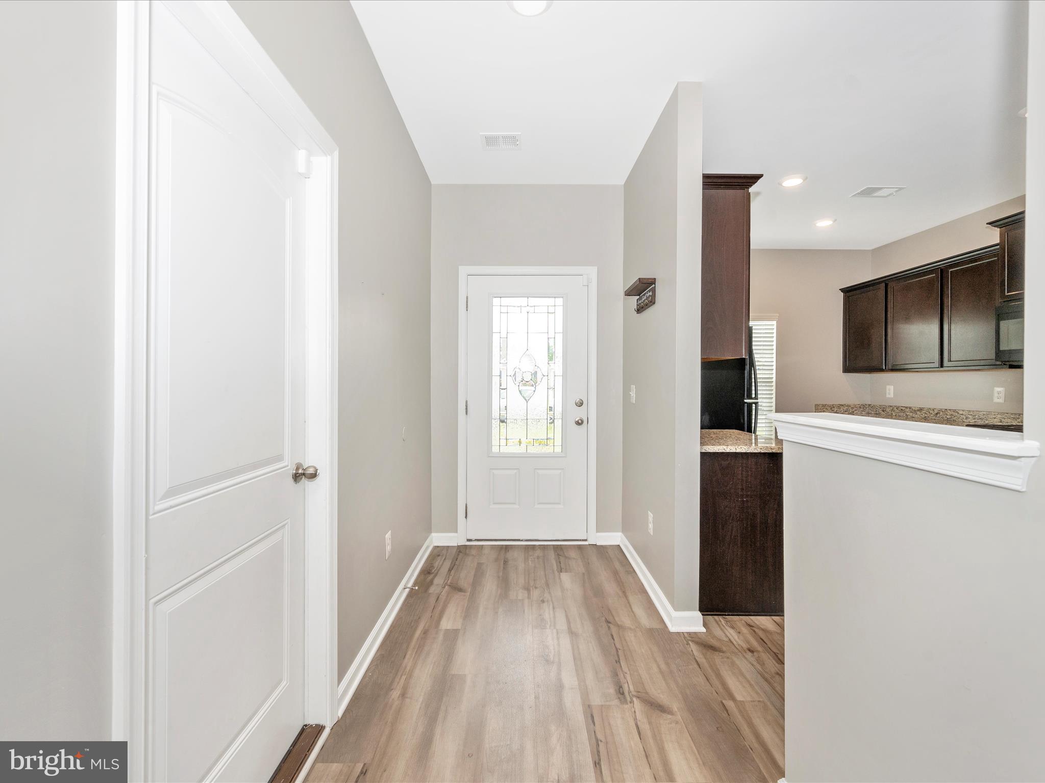 MCGINNIS POINT - Residential