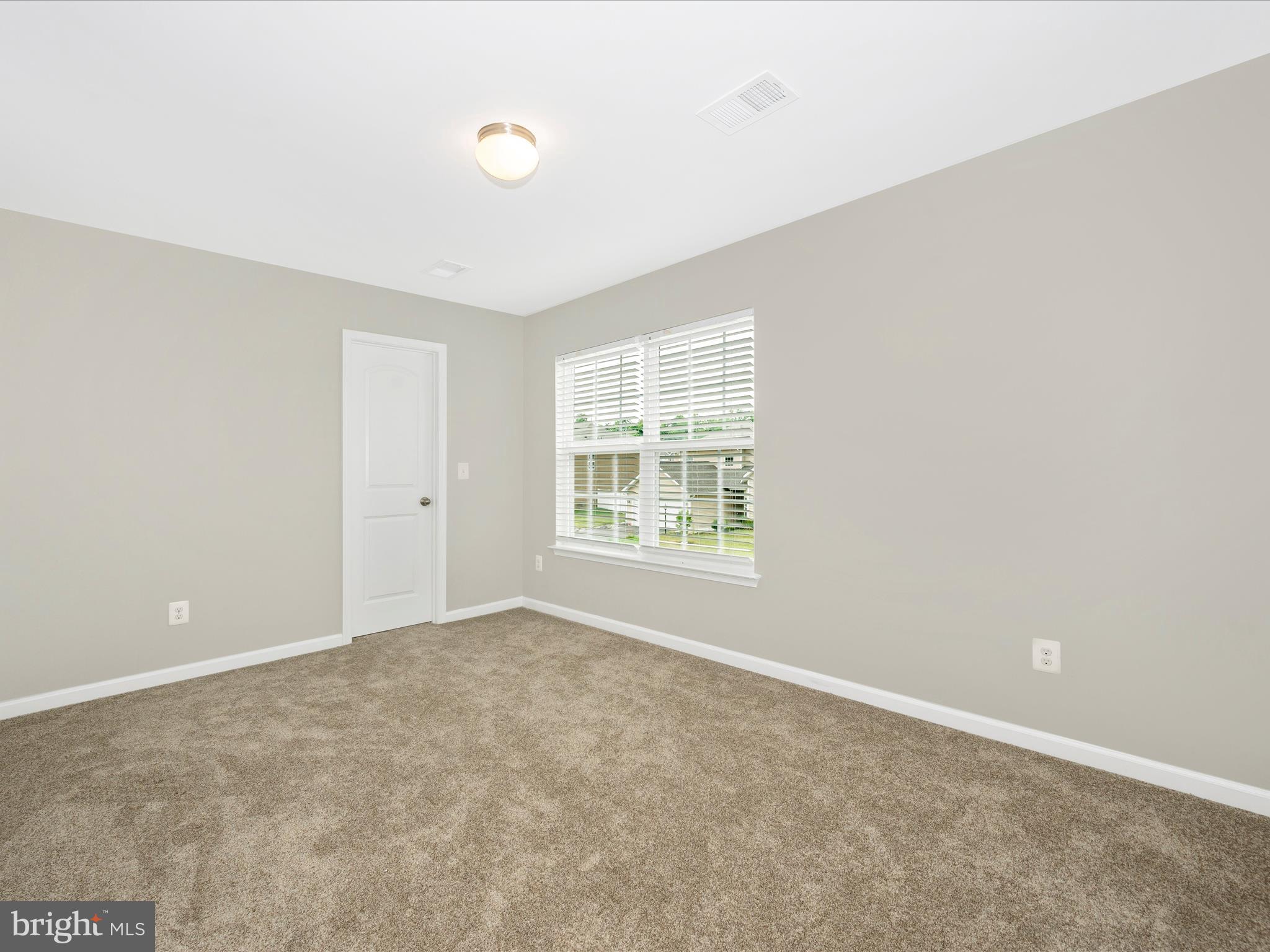 MCGINNIS POINT - Residential