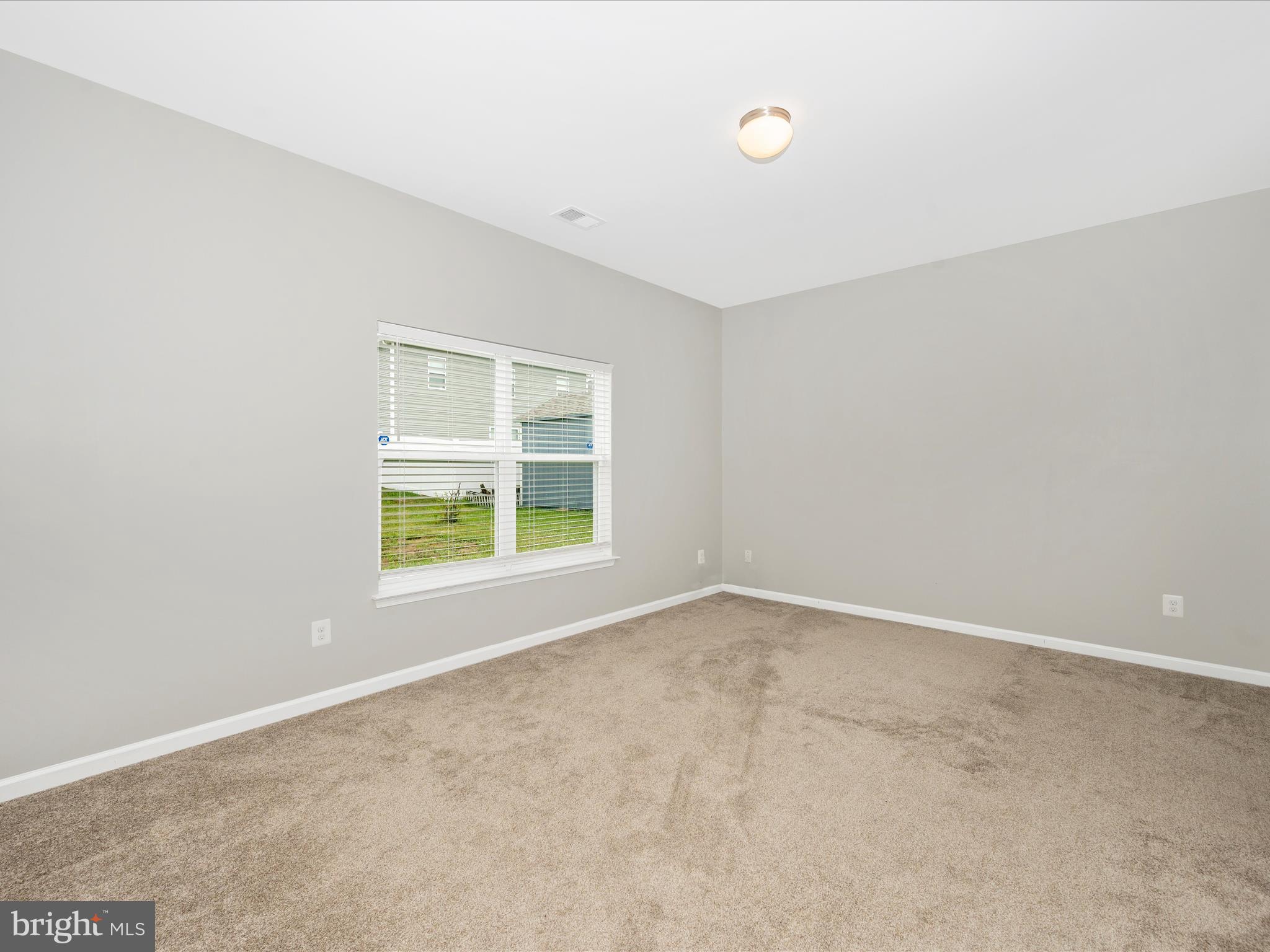 MCGINNIS POINT - Residential