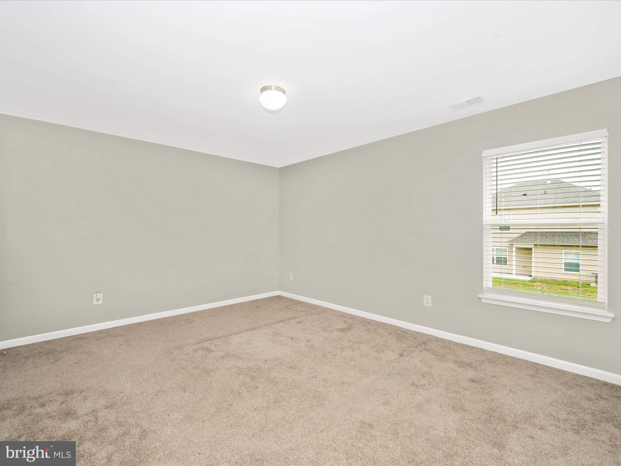 MCGINNIS POINT - Residential