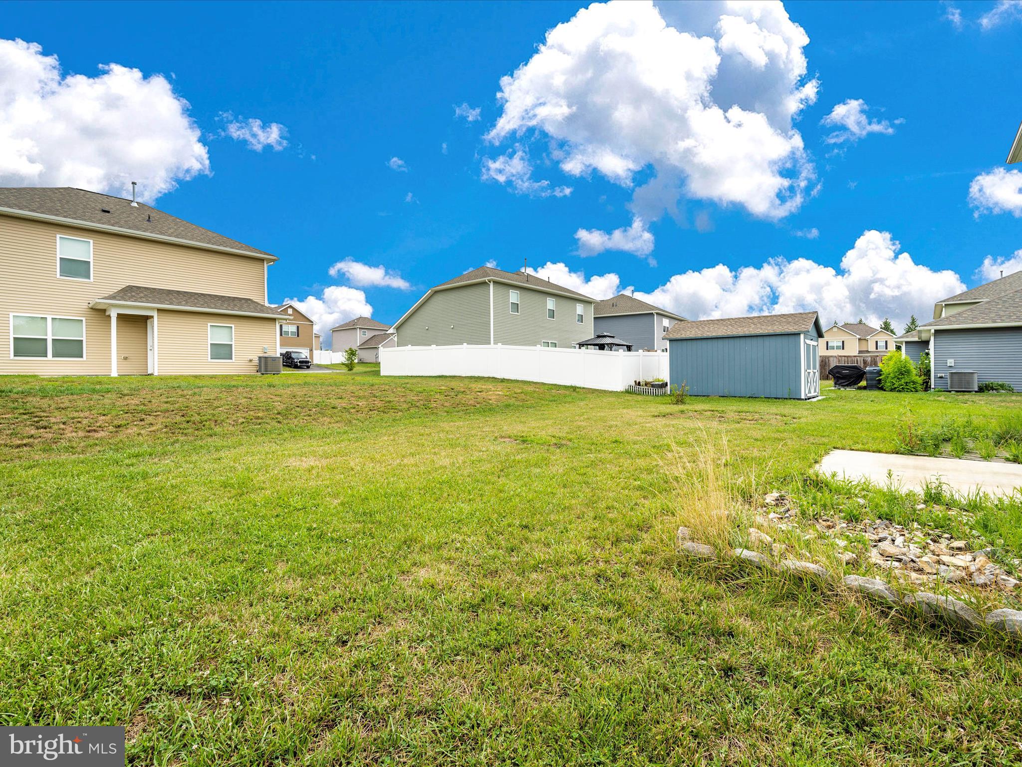 MCGINNIS POINT - Residential