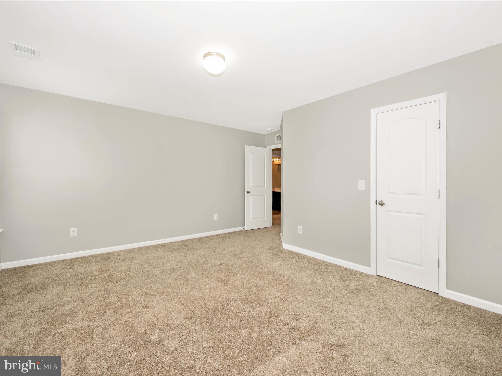 MCGINNIS POINT - Residential