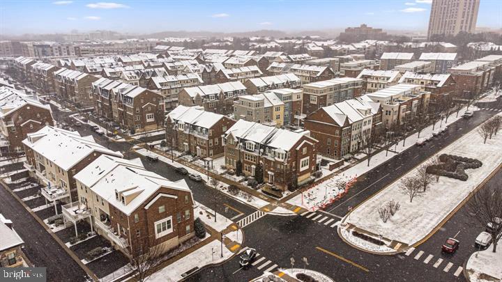 CROWN FARM - Residential Lease