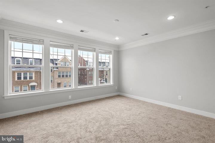 CROWN FARM - Residential Lease