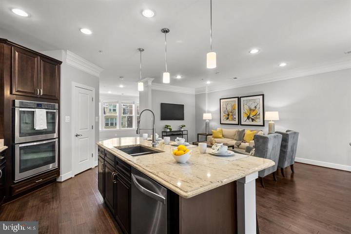 CROWN FARM - Residential Lease