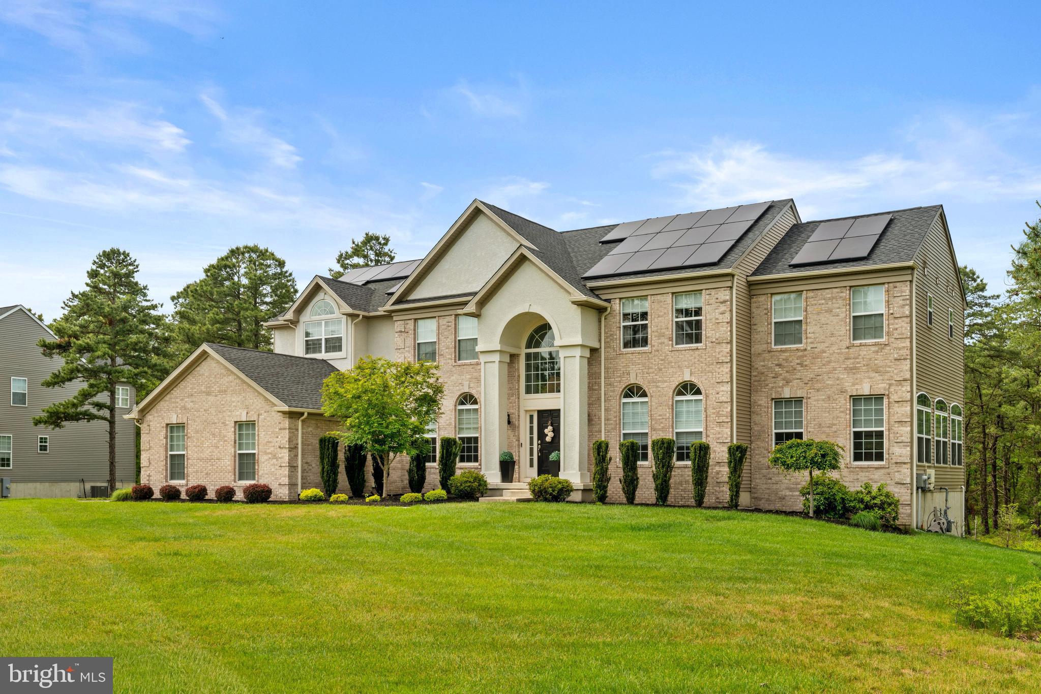 11 ABERDEEN COURT