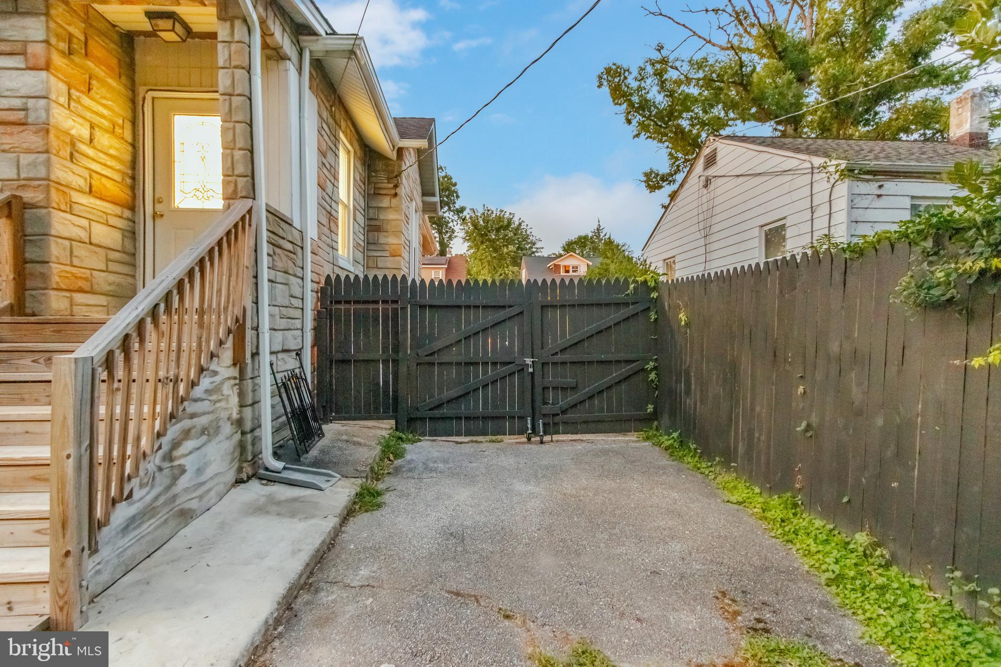 PARKVILLE - Residential