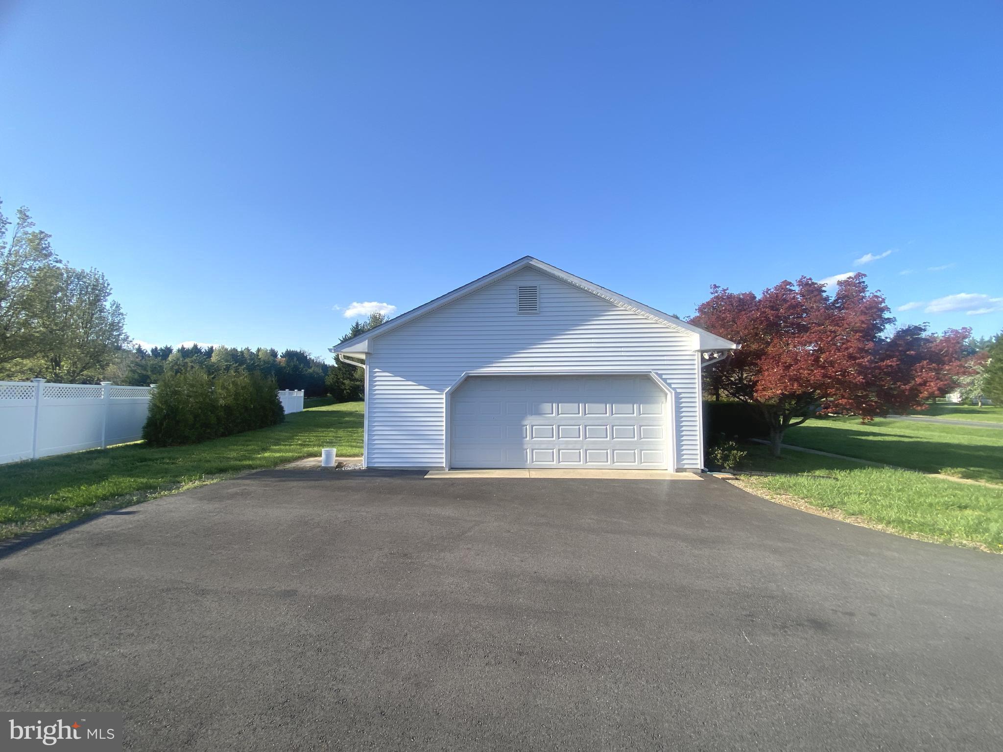 FIKES ORCHARD - Residential