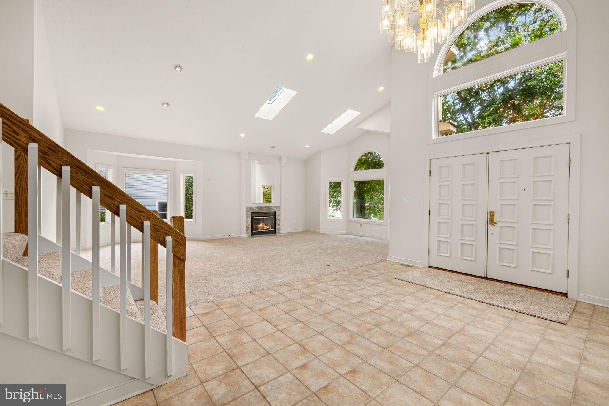 ELIZABETH GLEN - Residential