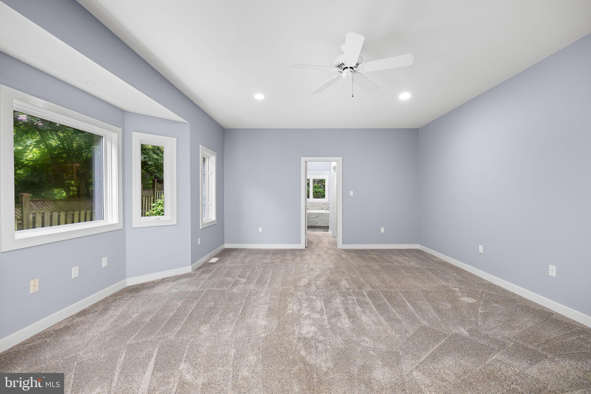 ELIZABETH GLEN - Residential