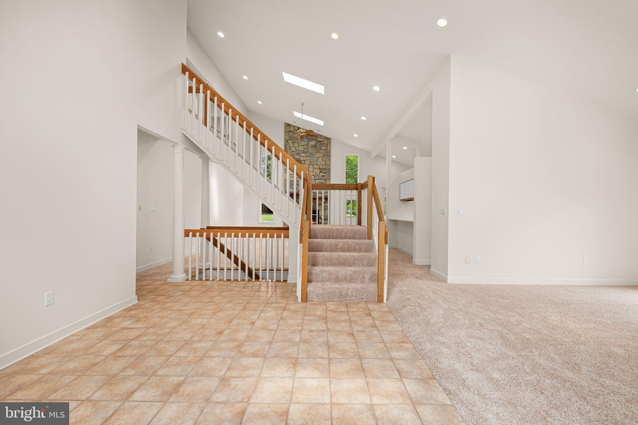 ELIZABETH GLEN - Residential