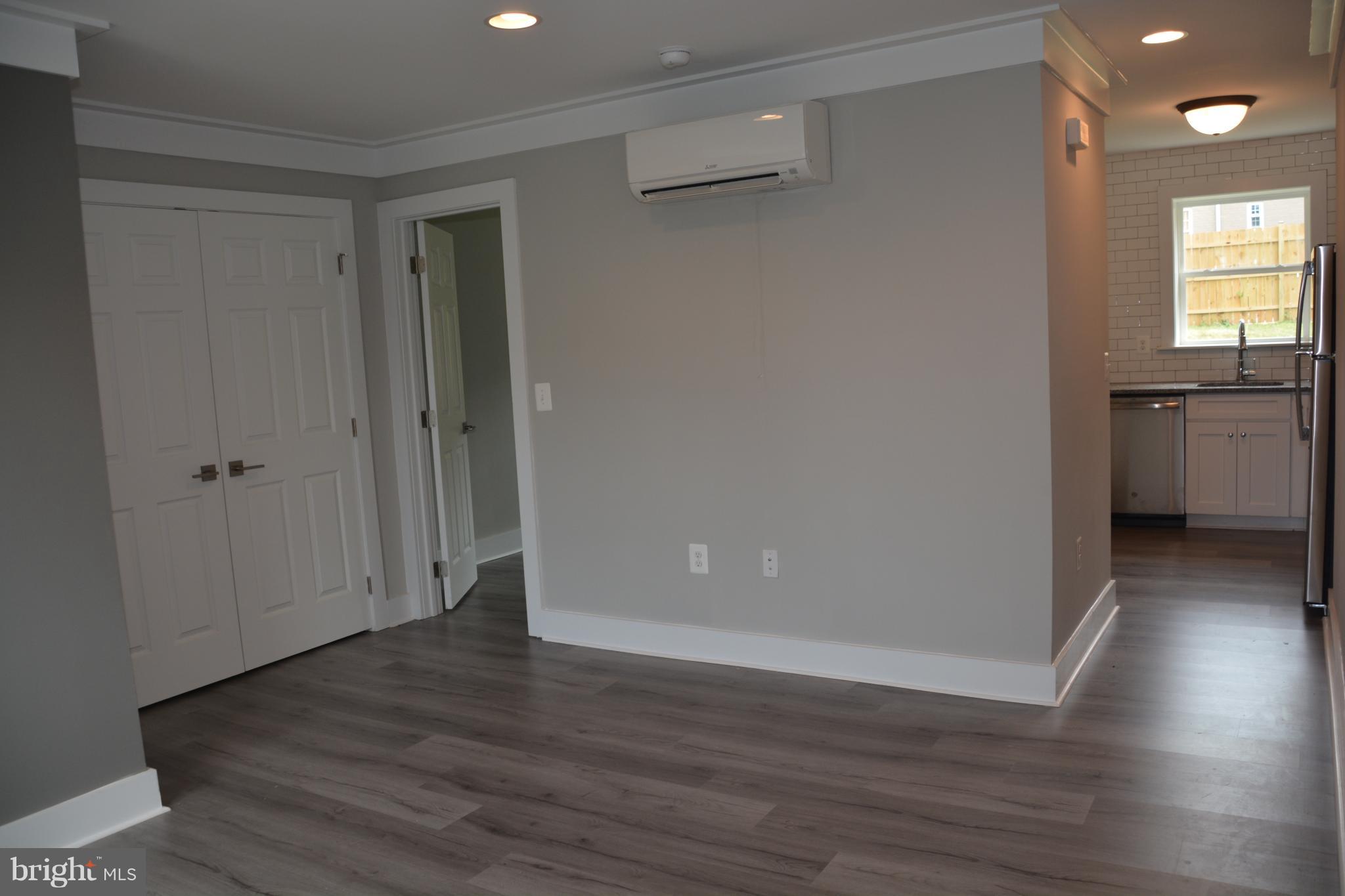 5029 HANNA PLACE SE 1