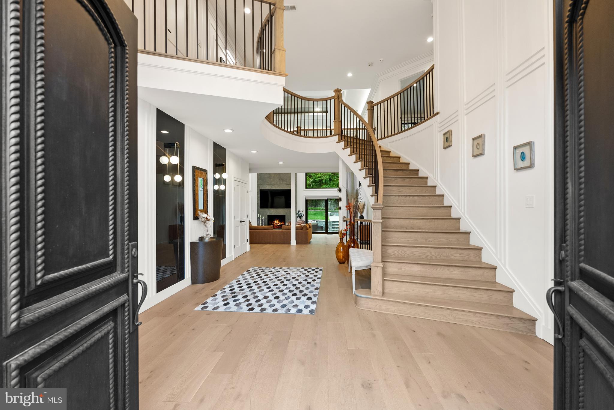 1102 MILL RIDGE