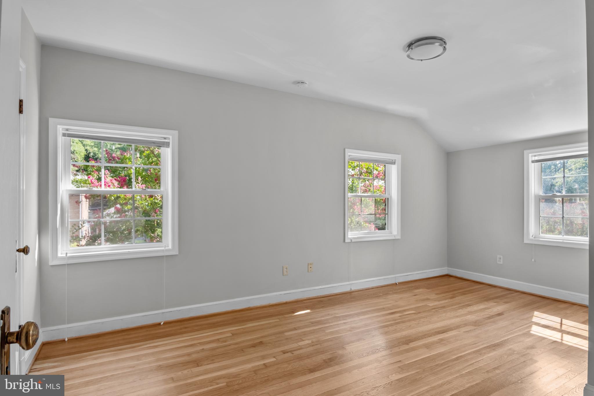 COLUMBIA FOREST - Residential