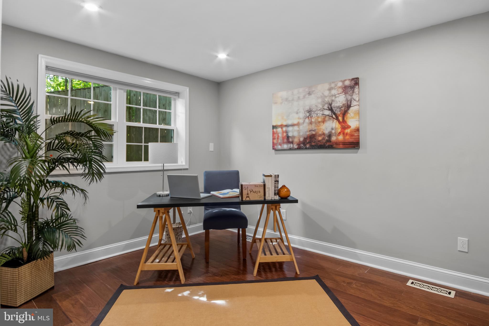 COLUMBIA FOREST - Residential