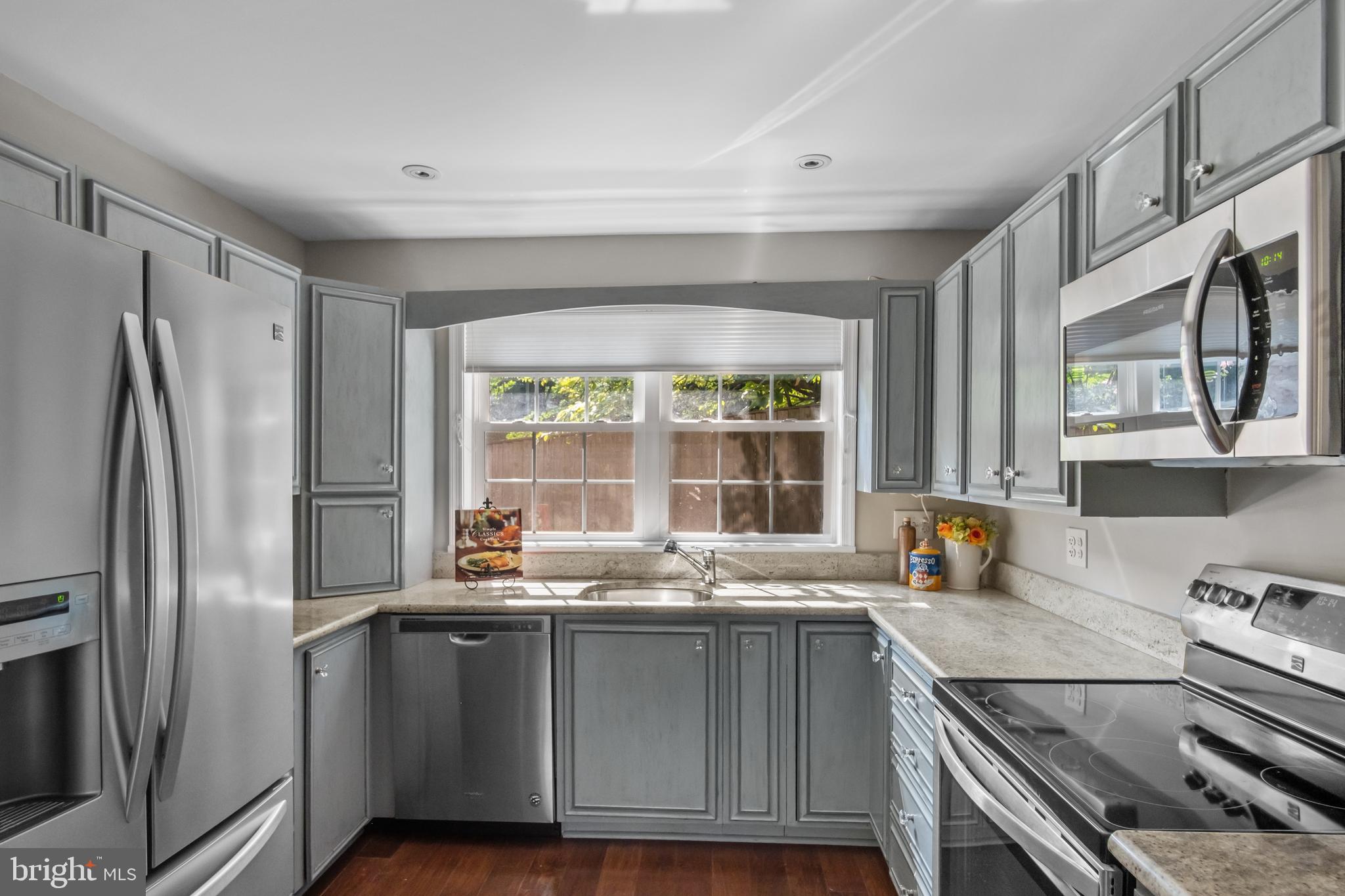 COLUMBIA FOREST - Residential