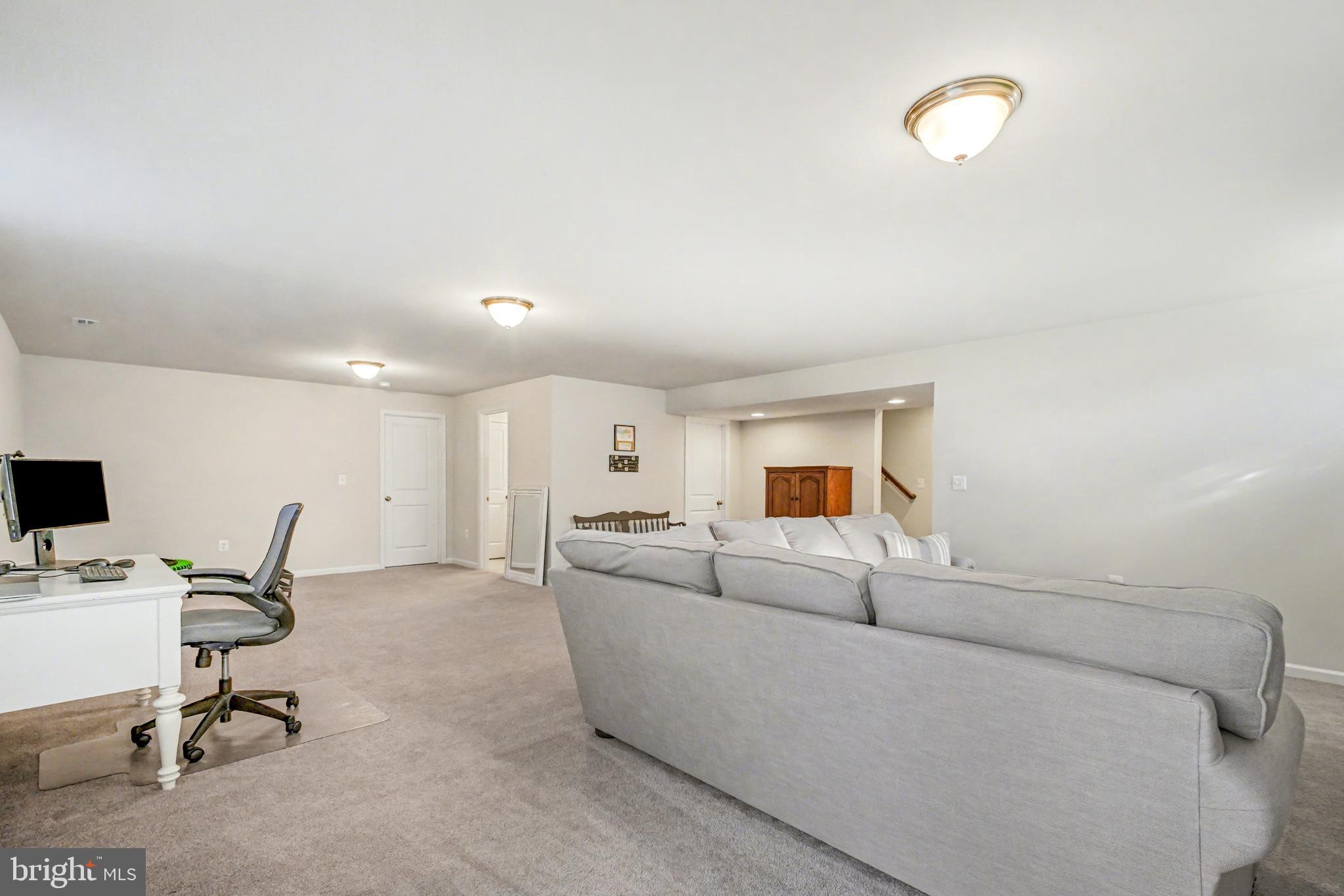 LIBERTY HALL - Residential