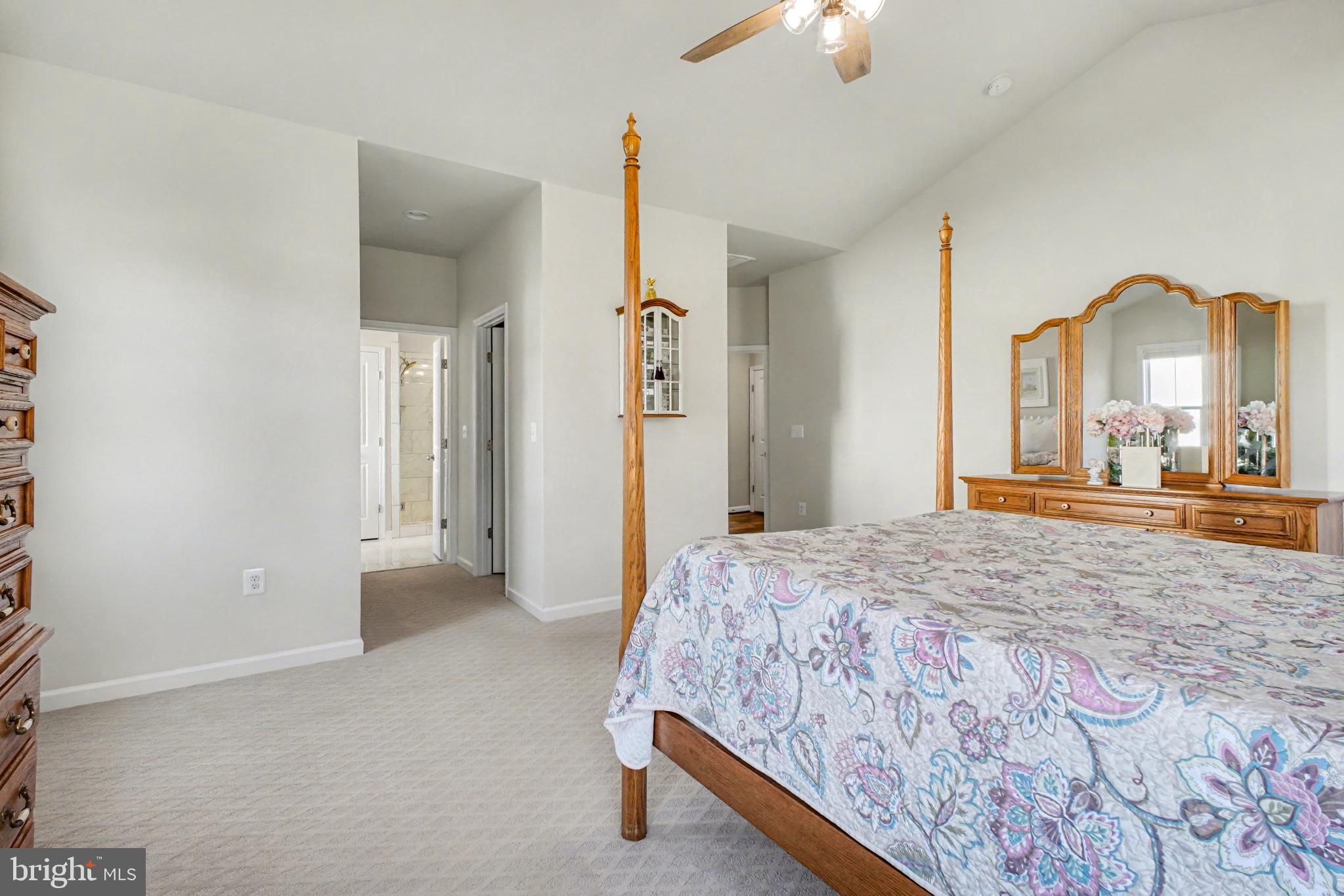 LIBERTY HALL - Residential