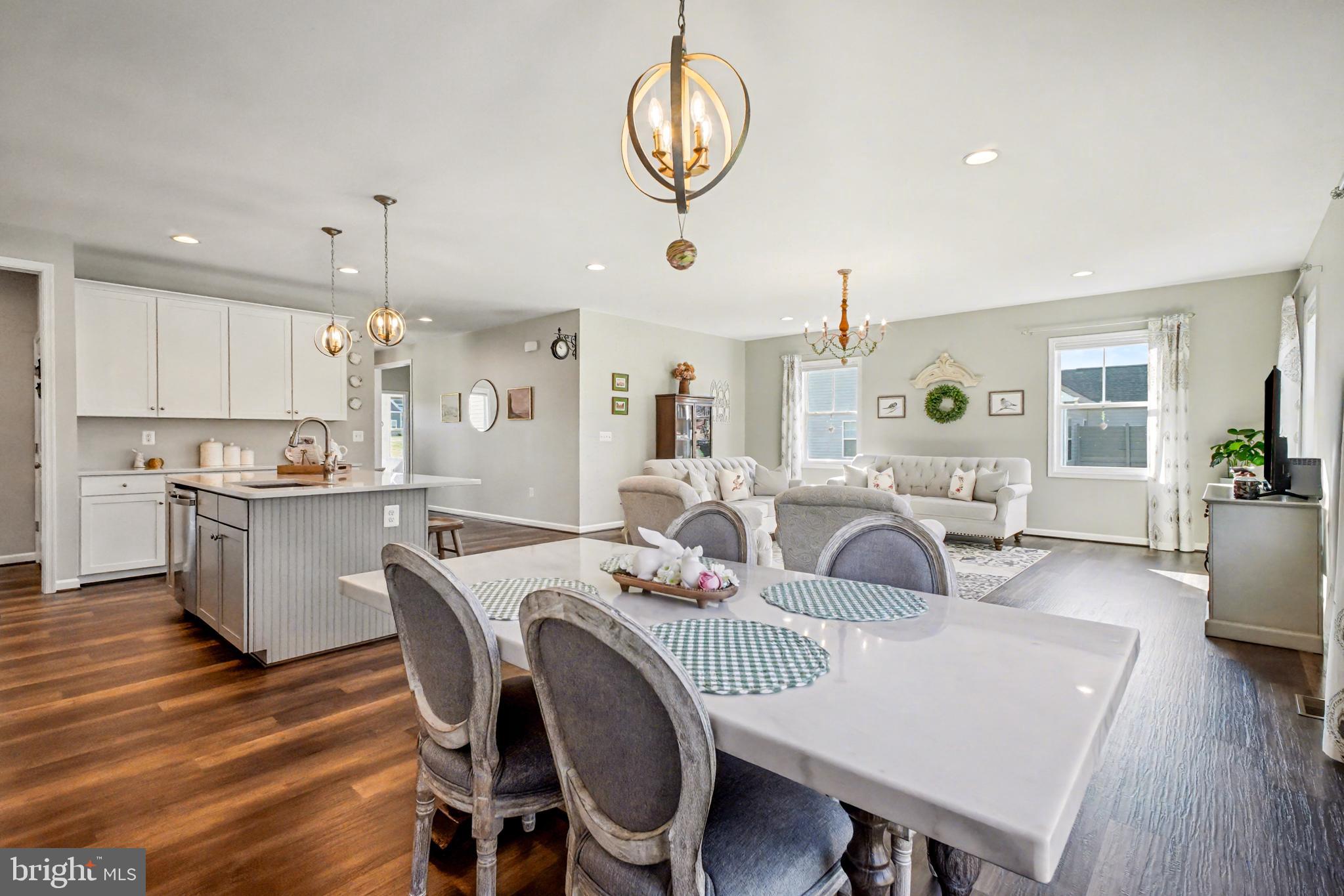 LIBERTY HALL - Residential