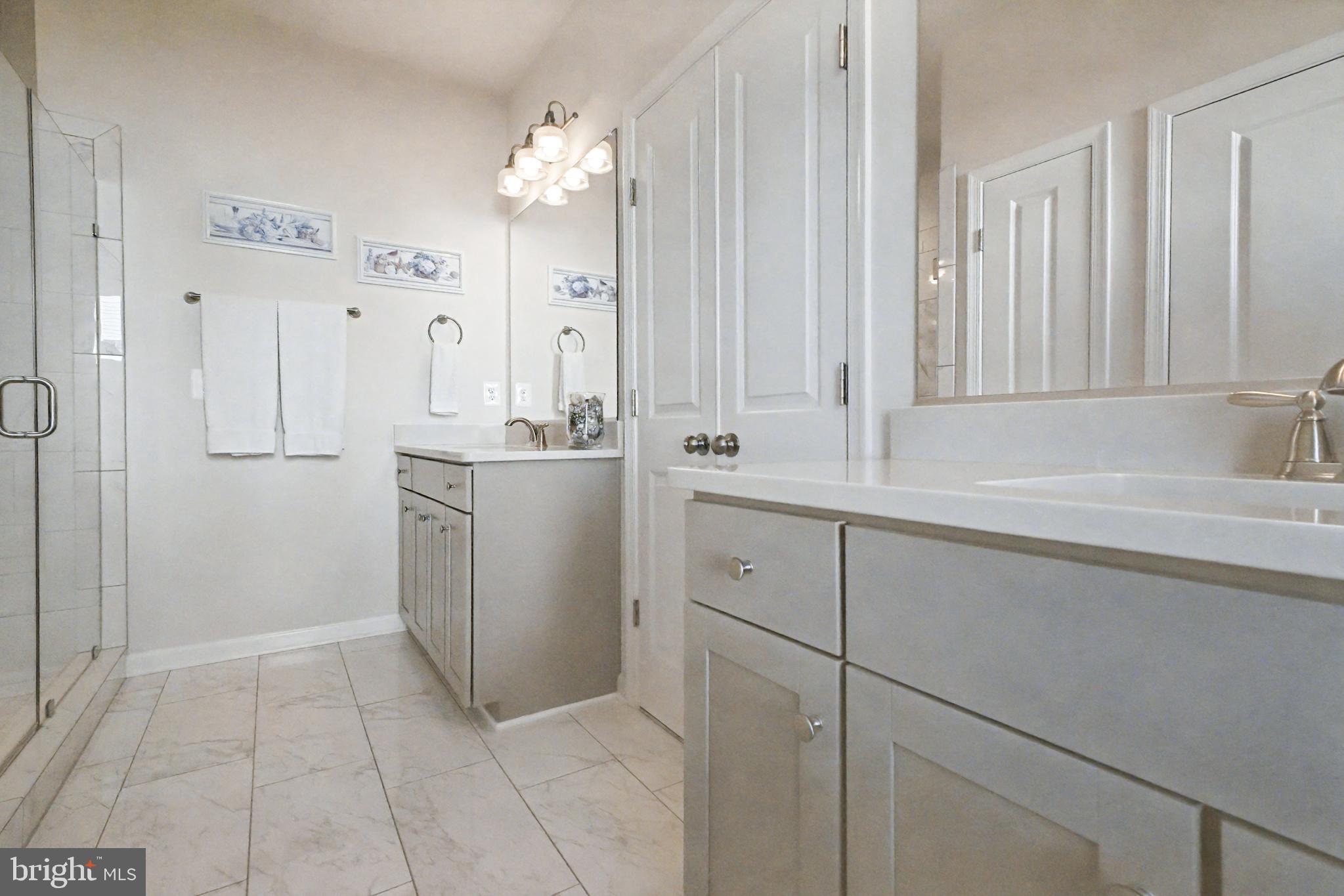 LIBERTY HALL - Residential