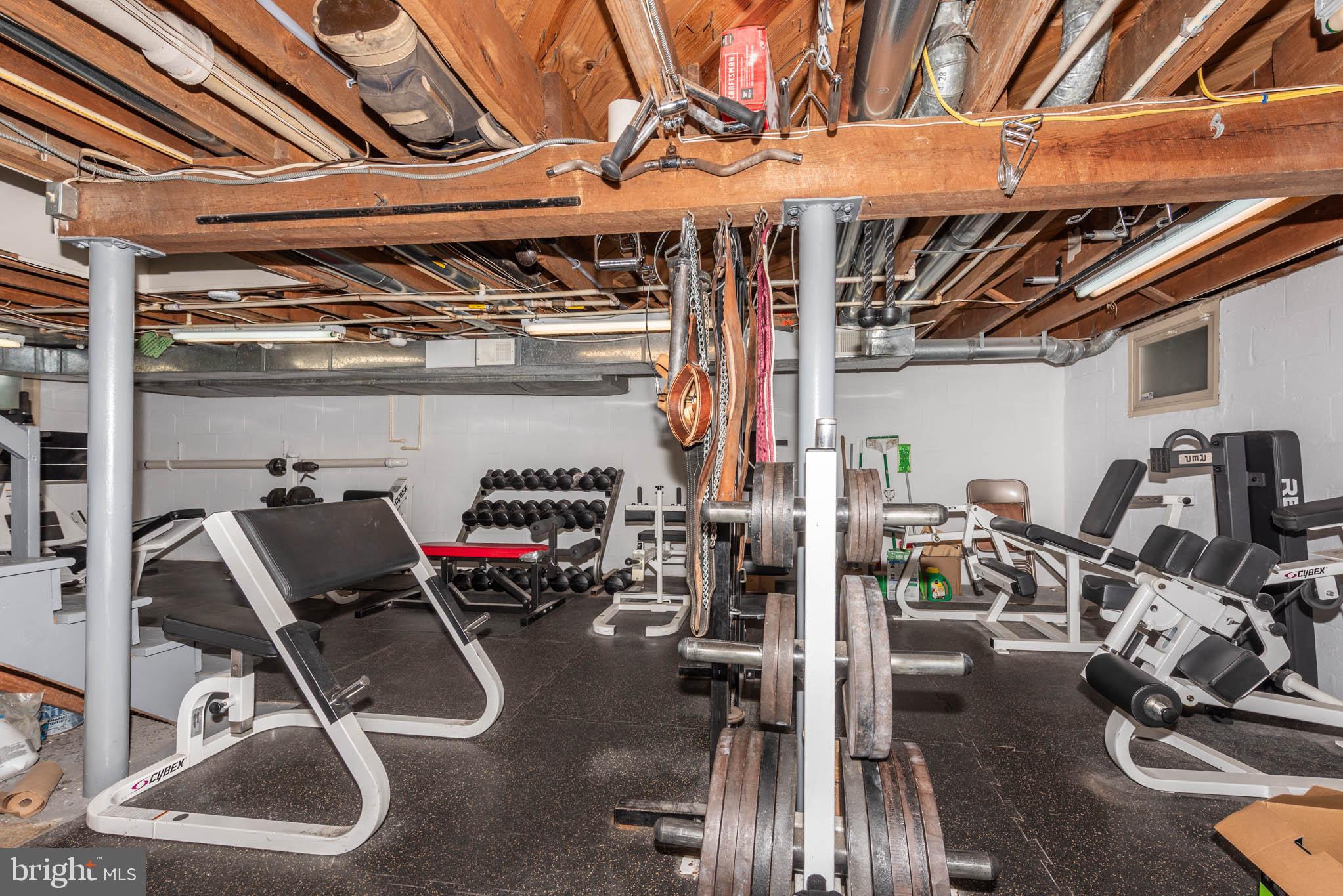 GREEN SPRING VALLEY - Residential