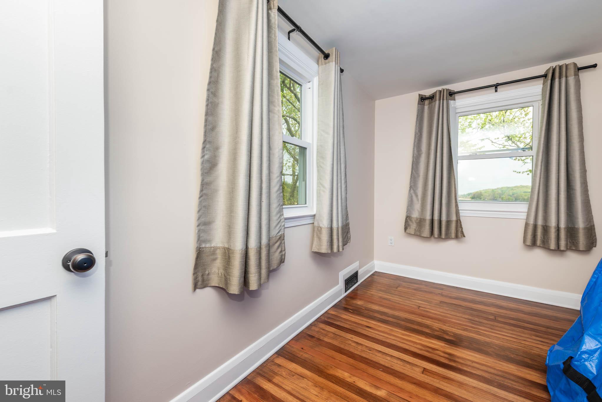 GREEN SPRING VALLEY - Residential