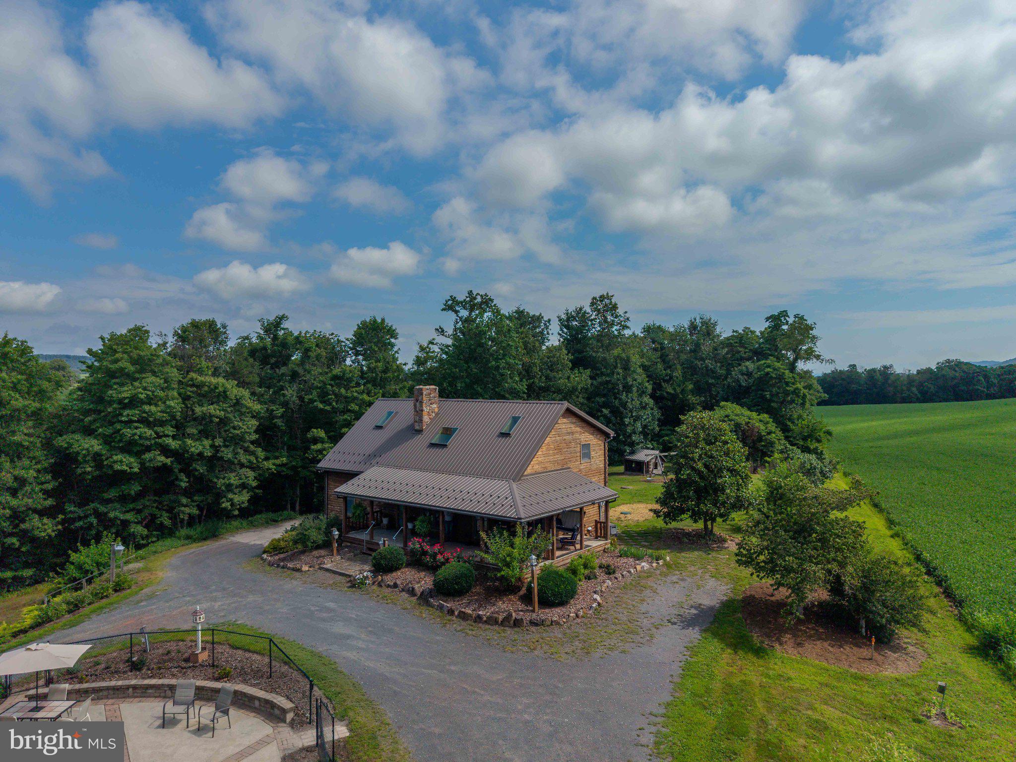 860 OLD FERRY ROAD