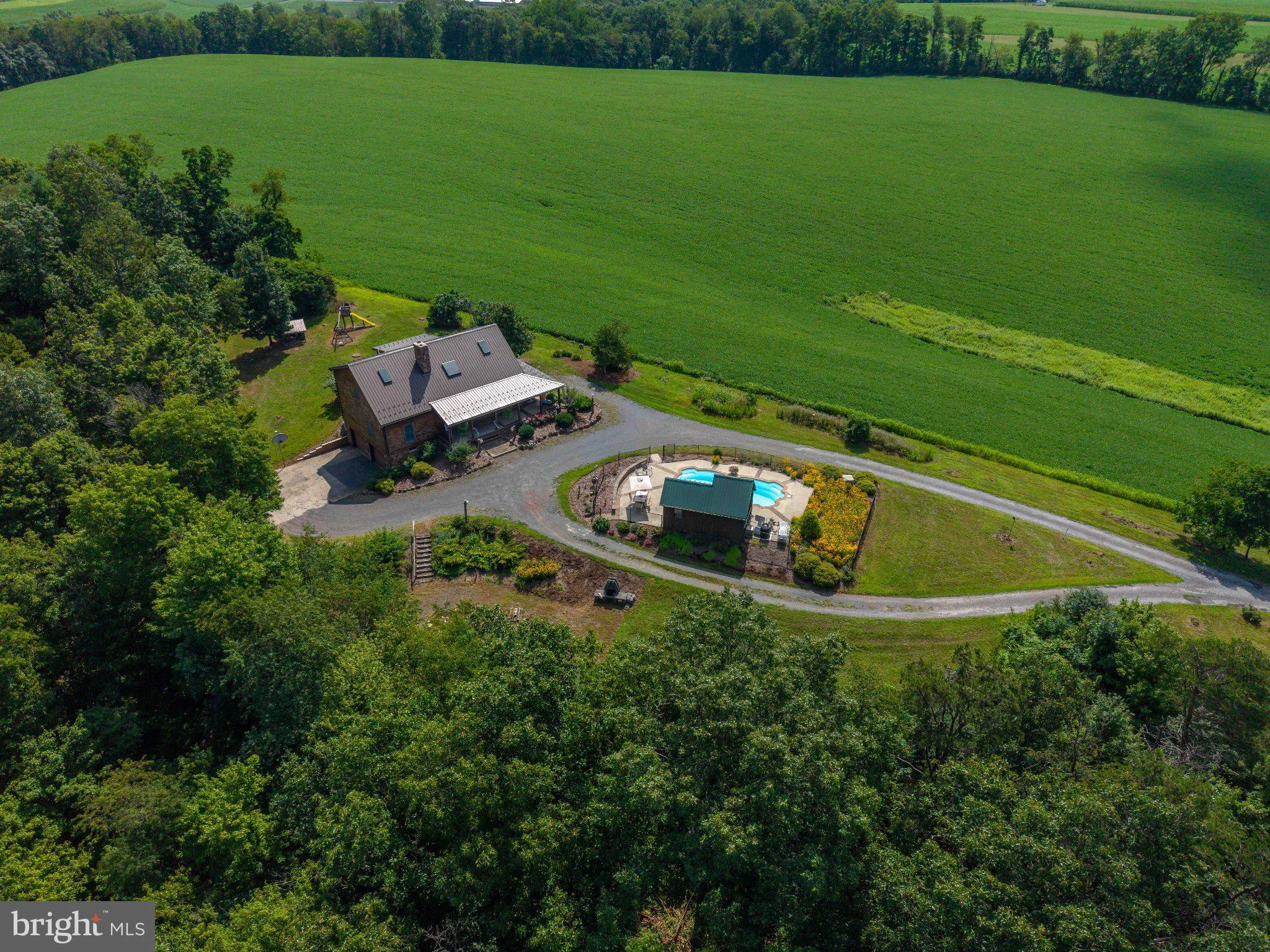 860 Old Ferry Road, Millerstown, PA, 17062