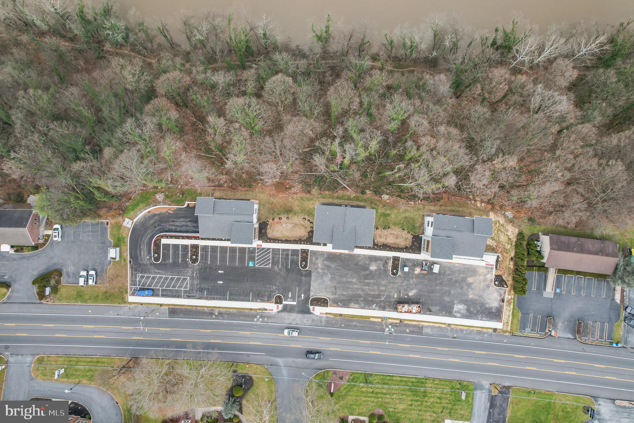 CAMP HILL - Commercial Sale