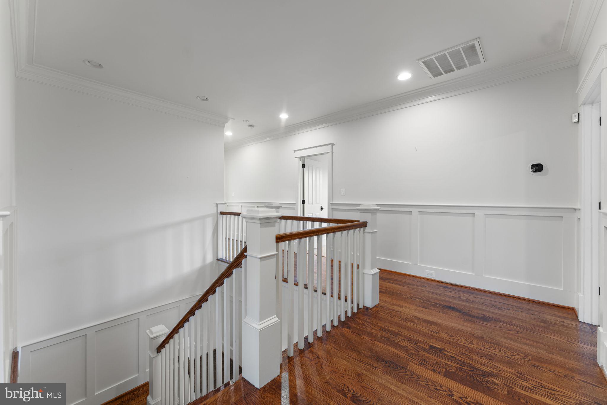 MINOR HILL - Residential