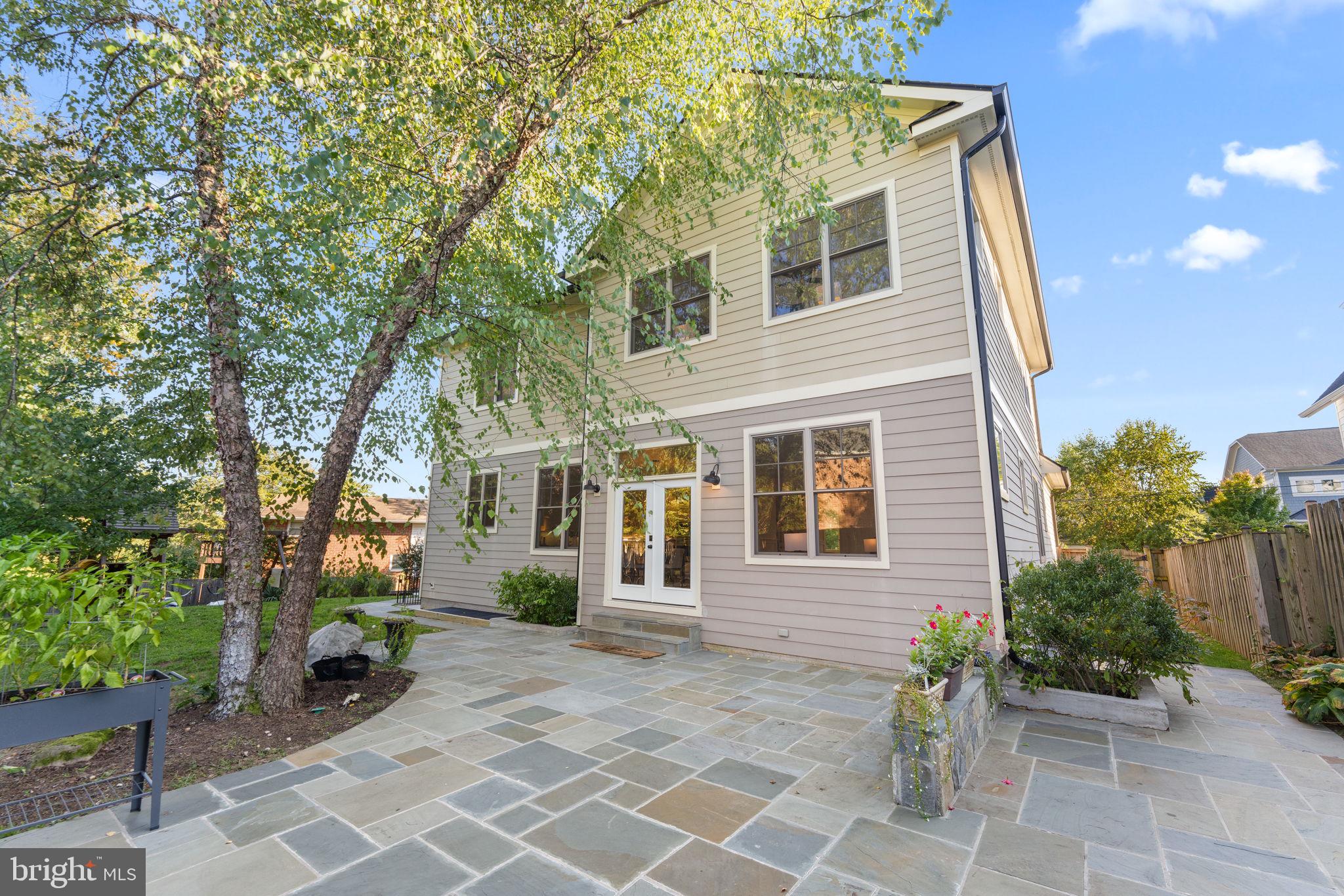 MINOR HILL - Residential