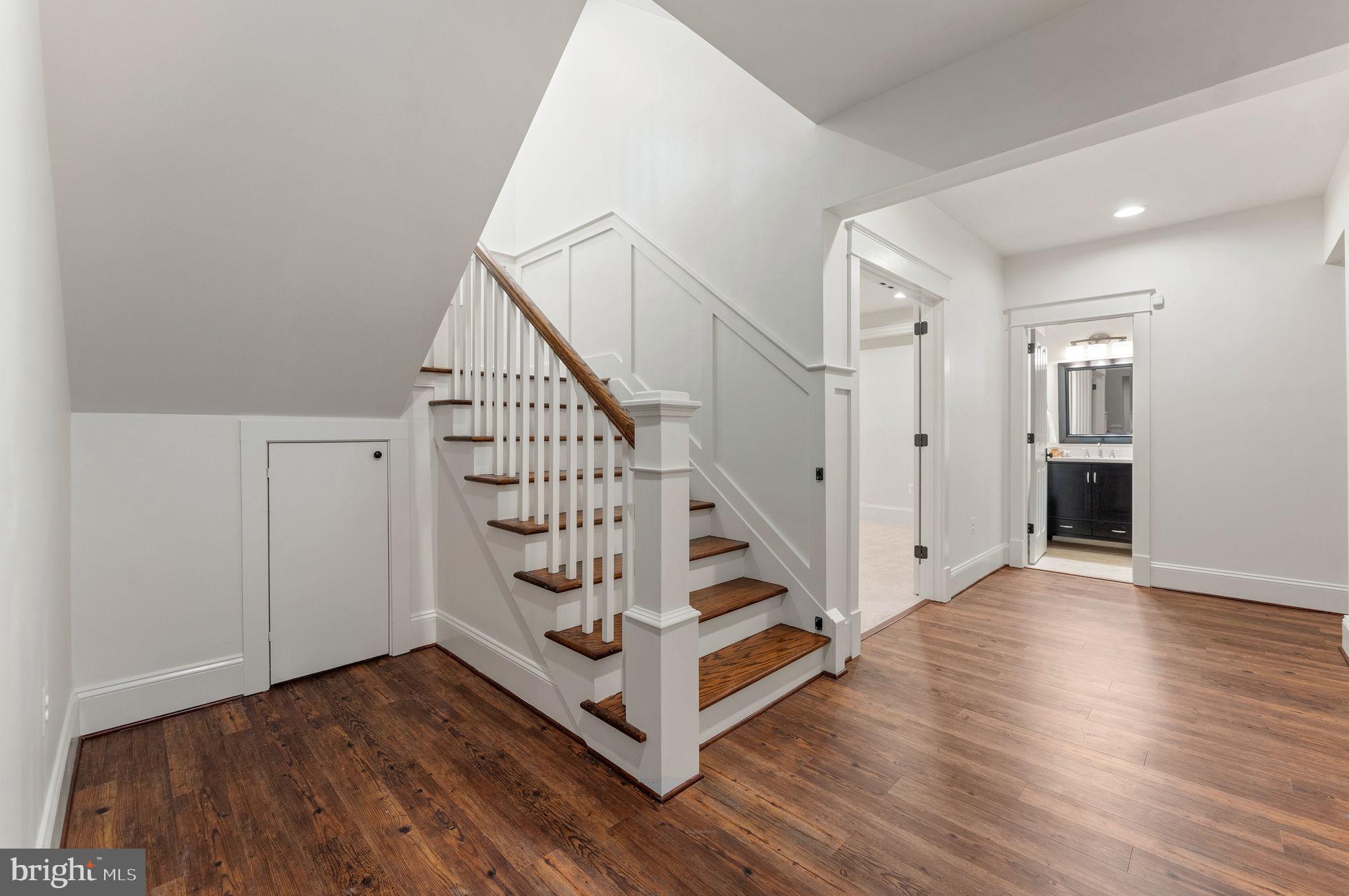 MINOR HILL - Residential