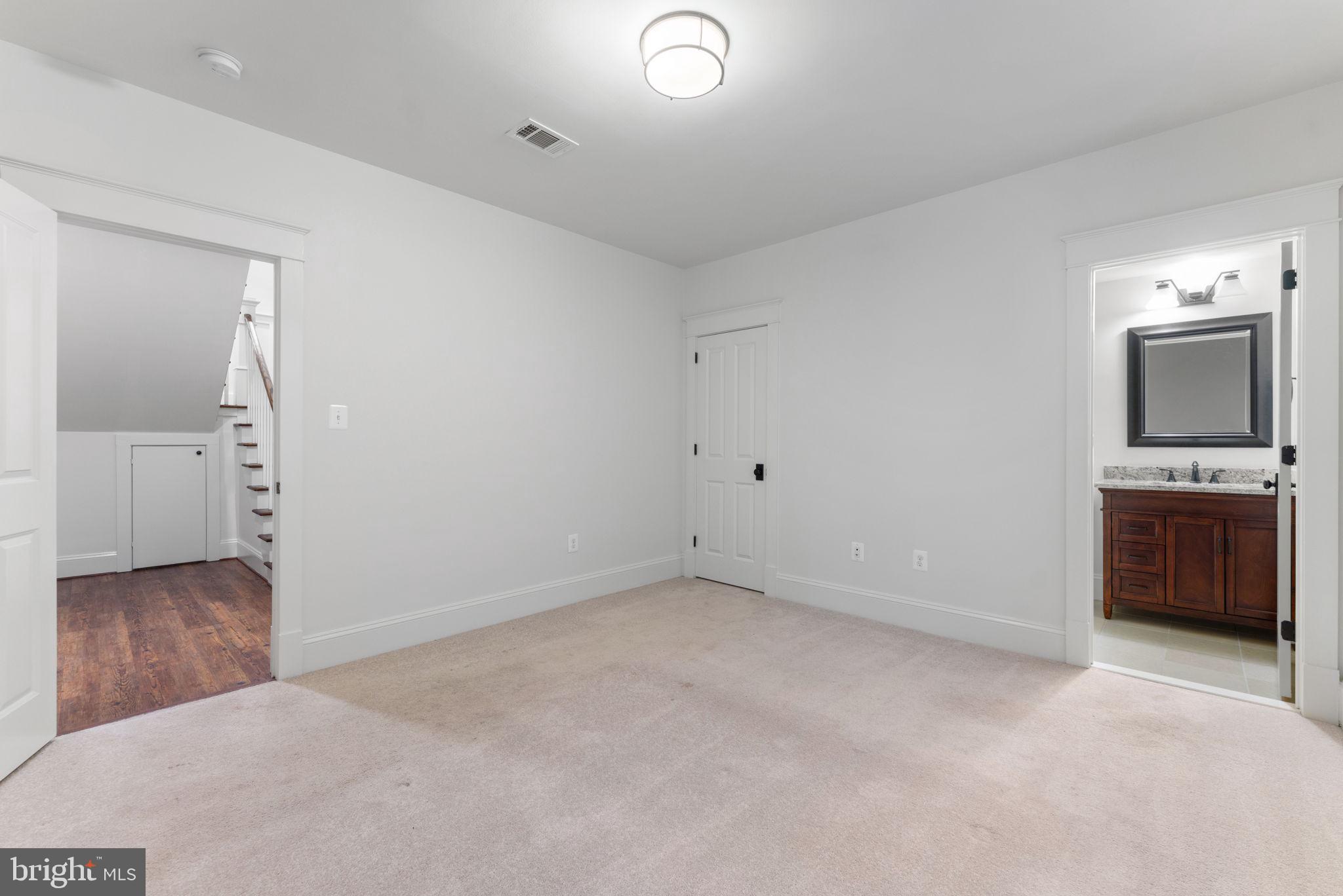 MINOR HILL - Residential