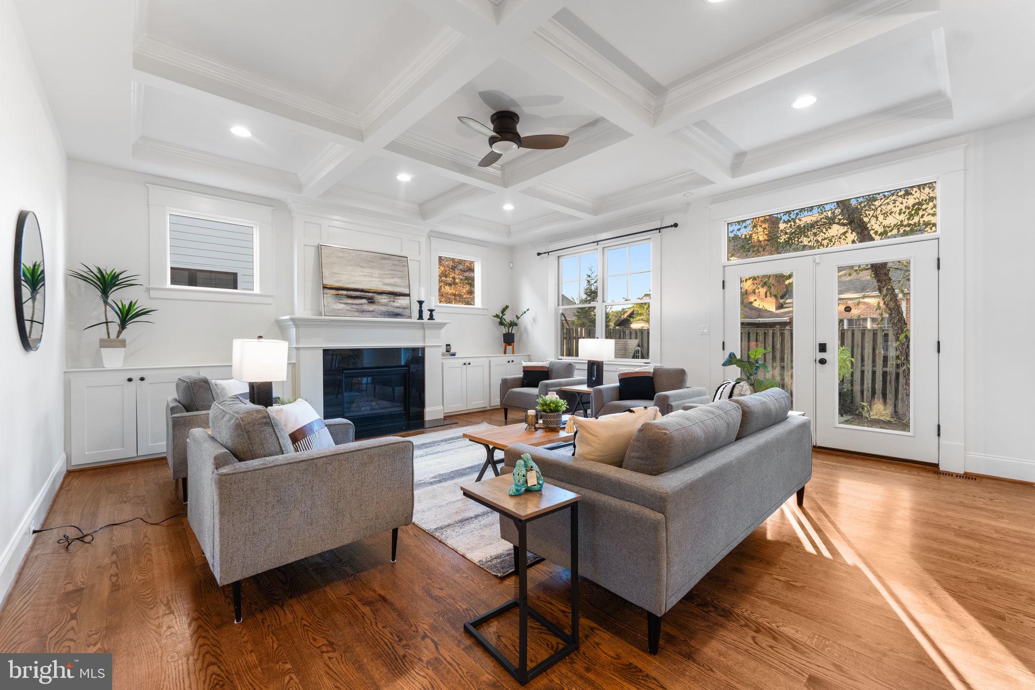 MINOR HILL - Residential