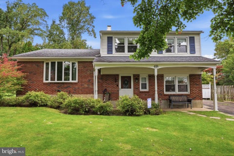 Photo of 418 Moreland Avenue W, HATBORO, PA 19040 (MLS # PAMC2196124)