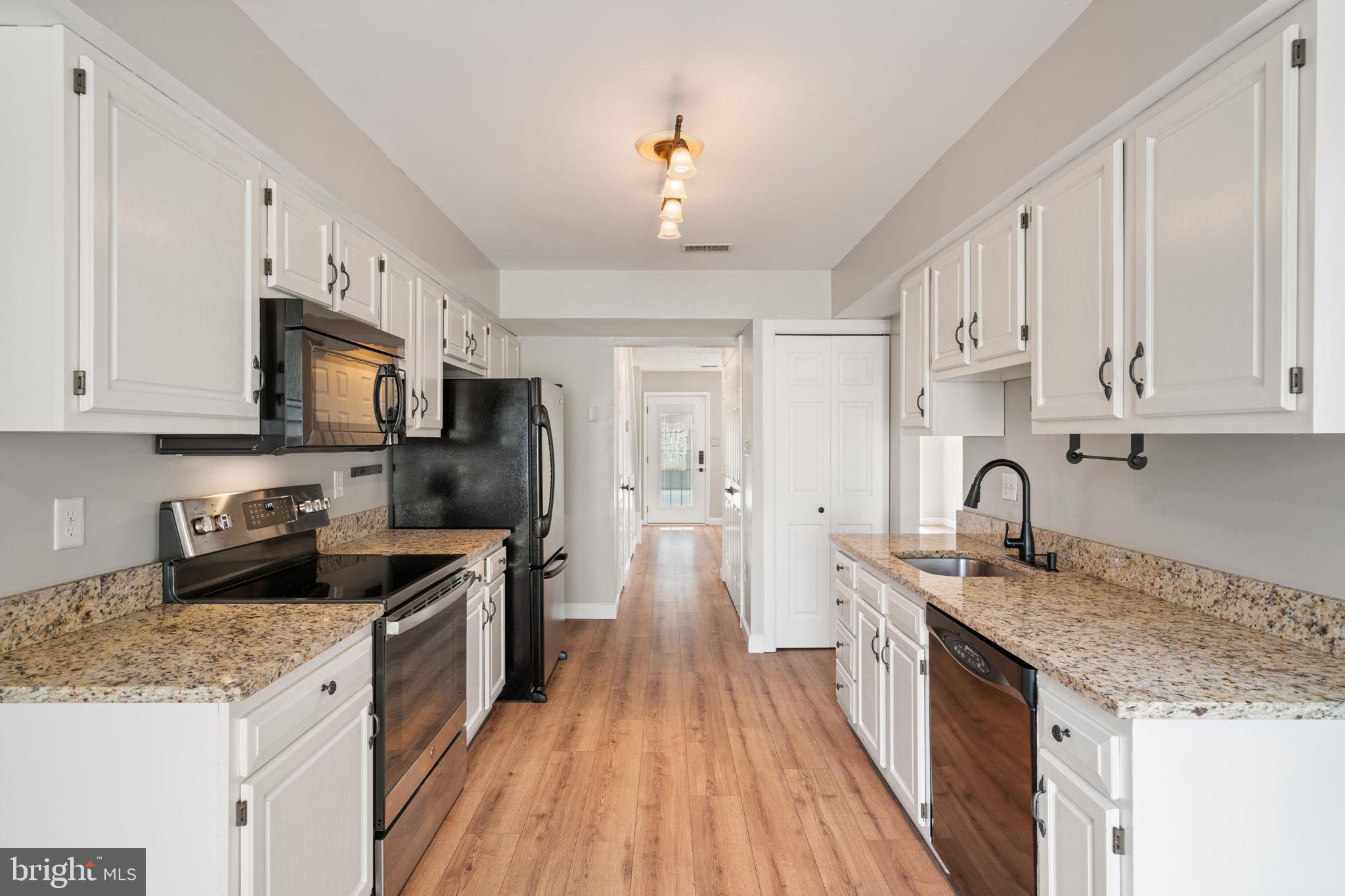 MONTCLAIR - Residential Lease