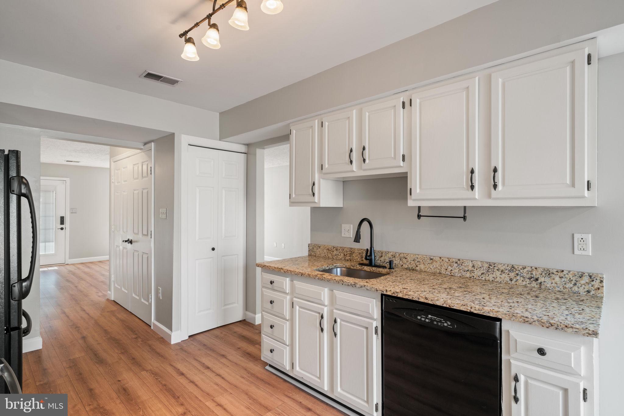 MONTCLAIR - Residential Lease