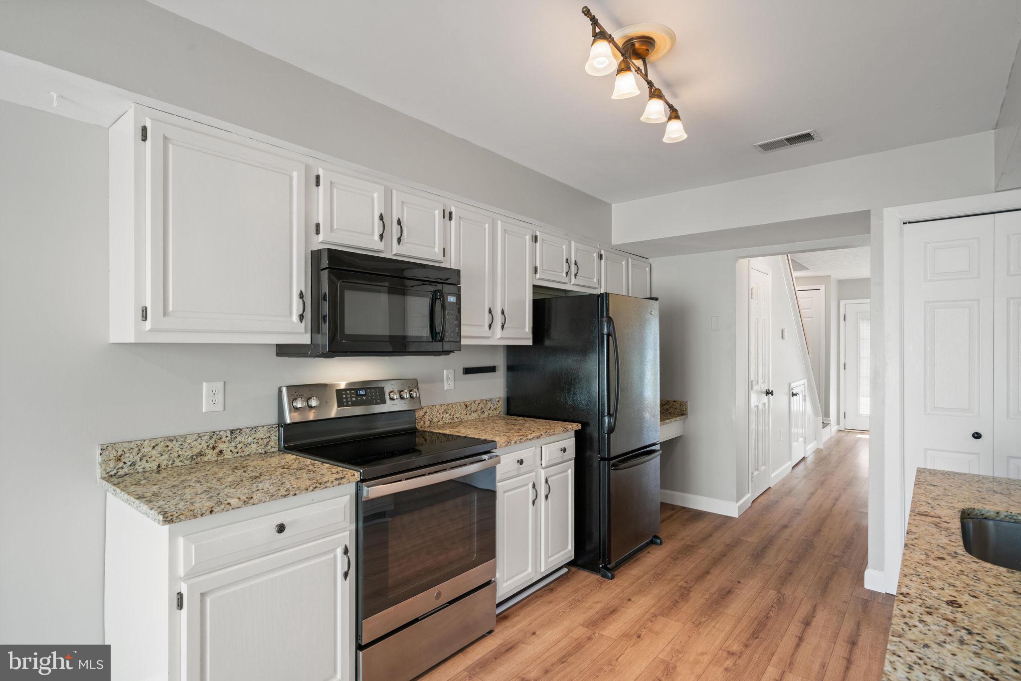 MONTCLAIR - Residential Lease