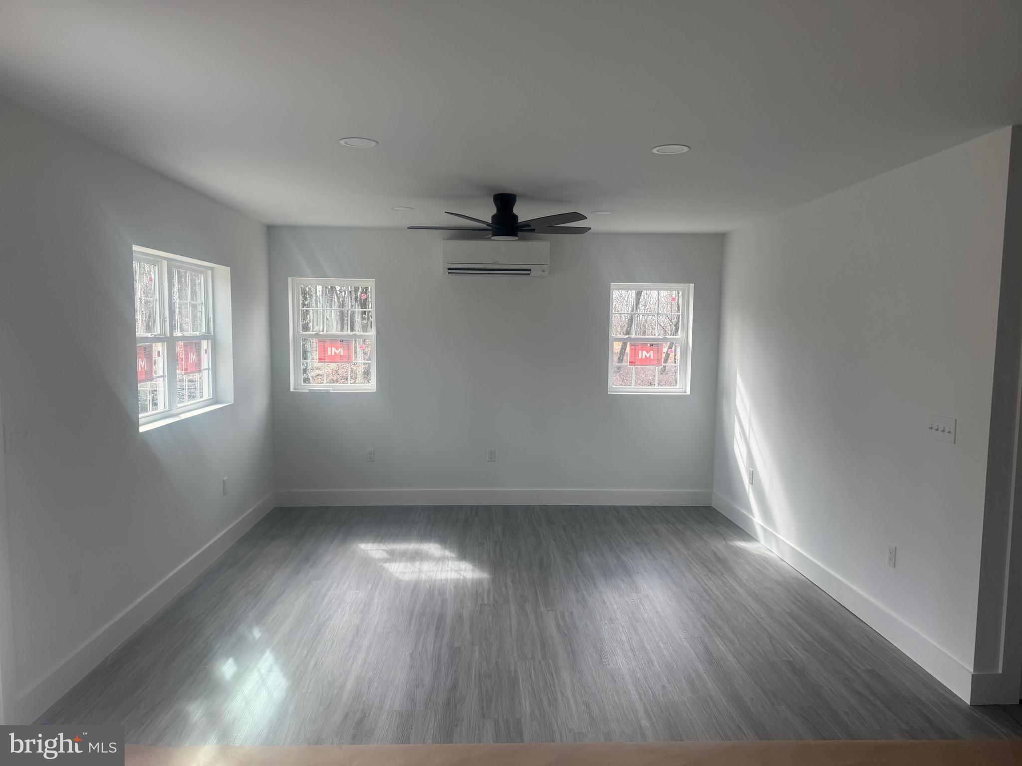 EAGLE ROCK RESORT - Residential