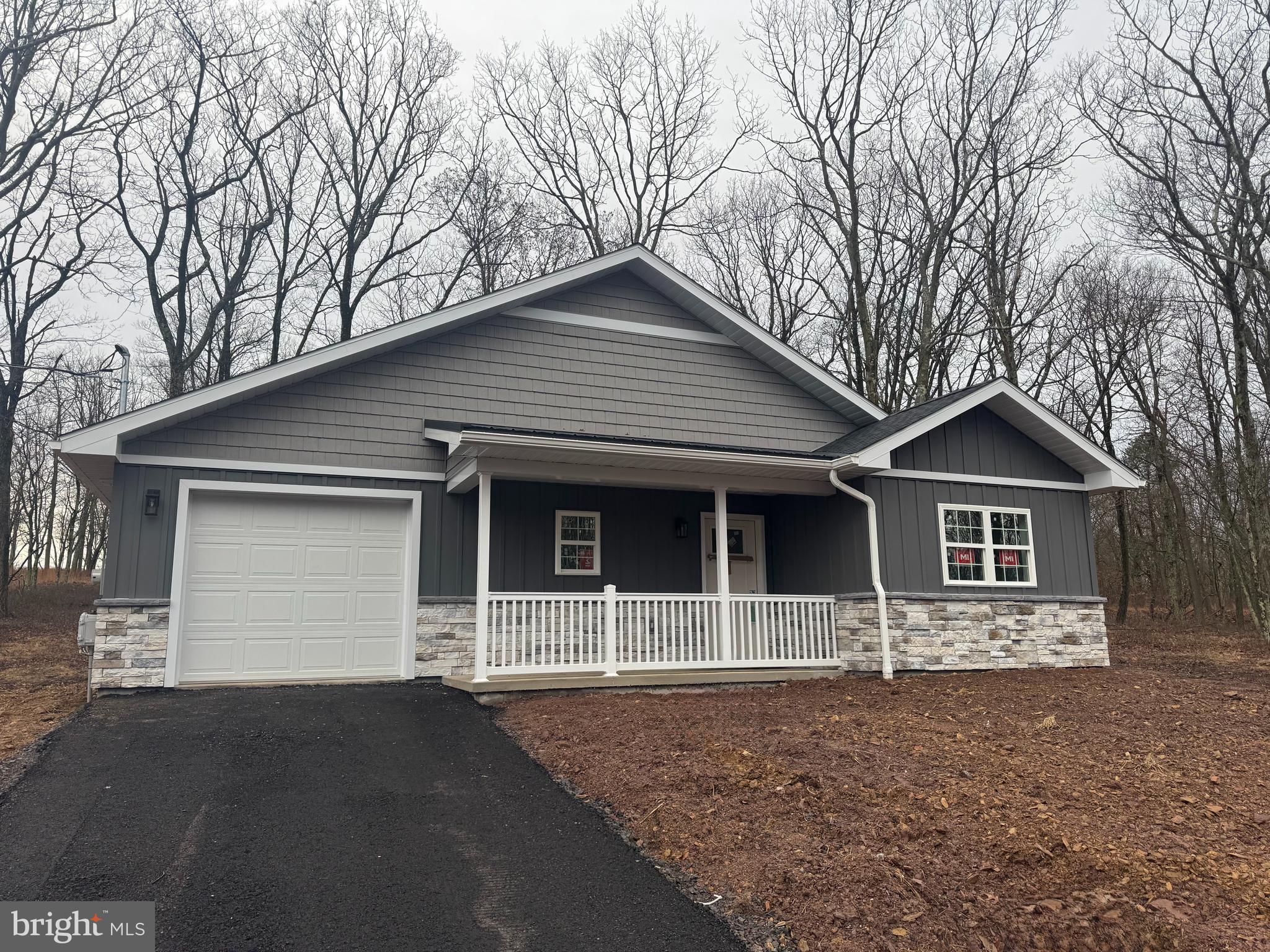 EAGLE ROCK RESORT - Residential