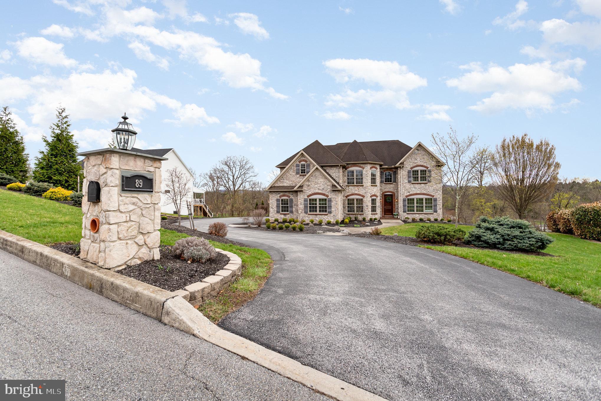 89 FOXFIRE LANE