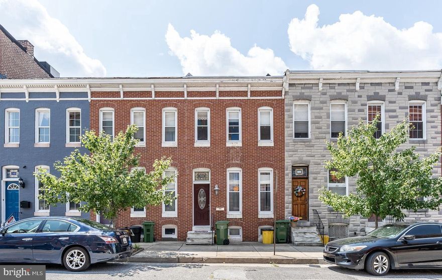 Beautiful home in Historic Washington Village. This 3 bed 1.5 bath home features historic exposed brick and hardwood floors. The open floor plan leads to the kitchen with granite counters and stainless steel appliances. Upstairs offer 3 spacious bedrooms and a hall bath with a tub/shower combo. Working Late? No problem, because this home has a 1 car private parking pad. Easy access to highways and University of Maryland Medical Center. Also, within a mile you will find outstanding opportunities to socialize: local breweries, restaurants, the newly updated Cross St Market, Ravens Stadium, Camden Yards, Under Armour, and the Inner Harbor. Perfect home to enjoy all the conveniences the city has to offer.